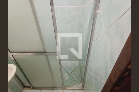 Casa à venda com 240m², 5 quartos e 2 vagasBanheiro da Suíte