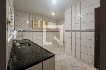 Casa à venda com 240m², 5 quartos e 2 vagasCozinha