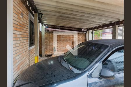 Casa à venda com 240m², 5 quartos e 2 vagasFachada