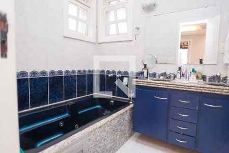 Casa de condomínio à venda com 450m², 4 quartos e 3 vagasBanheiro suite master