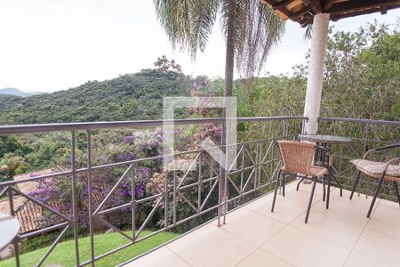 Casa de condomínio à venda com 450m², 4 quartos e 3 vagasVaranda da suite master