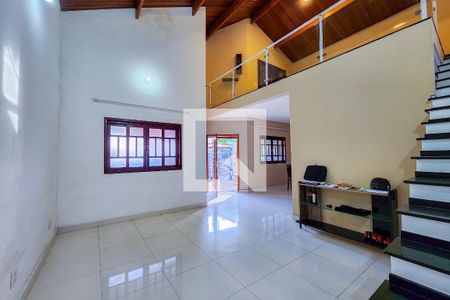 Sala de casa para alugar com 4 quartos, 250m² em Loteamento Villa Branca, Jacareí
