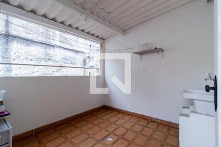 Casa para alugar com 75m², 2 quartos e 1 vagaÁrea de Serviço