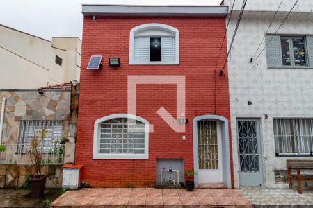 Casa para alugar com 75m², 2 quartos e 1 vagaFachada - Casa