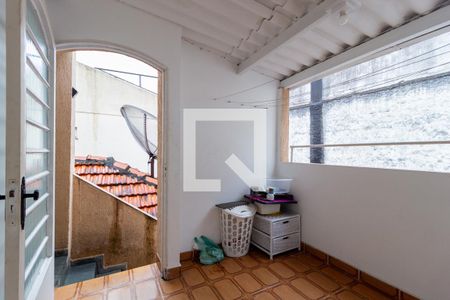 Casa para alugar com 75m², 2 quartos e 1 vagaÁrea de Serviço