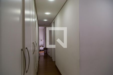 Apartamento à venda com 186m², 3 quartos e 2 vagasCorredor