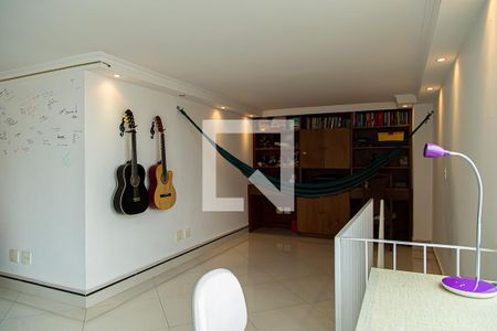 Apartamento à venda com 186m², 3 quartos e 2 vagasMezanino