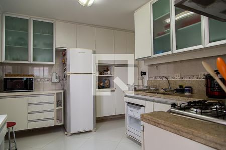 Apartamento à venda com 186m², 3 quartos e 2 vagasCozinha