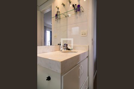 Apartamento à venda com 186m², 3 quartos e 2 vagasBanheiro da Suíte