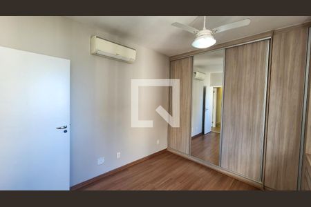 Quarto Suíte de apartamento para alugar com 2 quartos, 80m² em Gonzaga, Santos