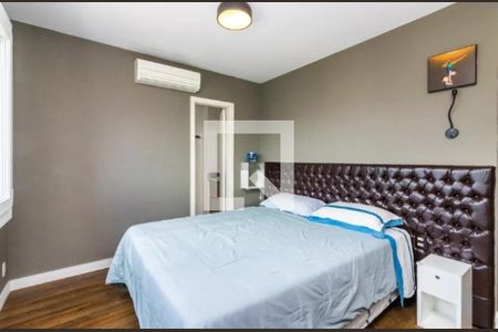 Apartamento à venda com 3 quartos, 106m² em Floresta, Porto Alegre