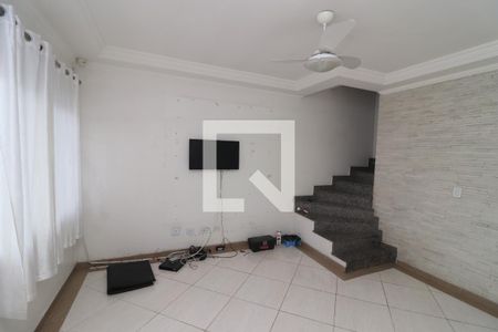 Sala de TV de casa para alugar com 2 quartos, 84m² em Vila Matilde, São Paulo