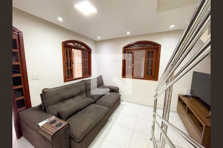 Sala de casa à venda com 3 quartos, 243m² em Diamante, Belo Horizonte