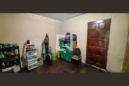 Casa à venda com 135m², 5 quartos e 2 vagasQuarto 1