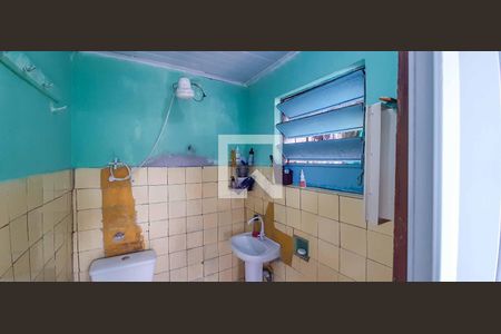 Casa à venda com 135m², 5 quartos e 2 vagasBanheiro Social