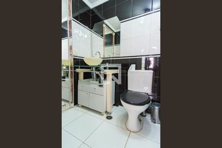 Apartamento para alugar com 60m², 2 quartos e 1 vaga Apartamento para alugar com 60m², 2 quartos e 1 vagaBanheiro Social