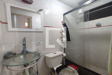 Banheiro  de apartamento à venda com 2 quartos, 56m² em Taquara, Rio de Janeiro