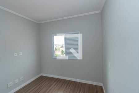 Apartamento à venda com 217m², 4 quartos e 4 vagasQuarto 2 