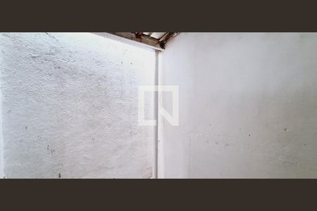 Casa para alugar com 74m², 2 quartos e 1 vagaÁrea de Serviço