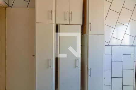 Apartamento para alugar com 56m², 2 quartos e 1 vaga Apartamento para alugar com 56m², 2 quartos e 1 vagaCozinha
