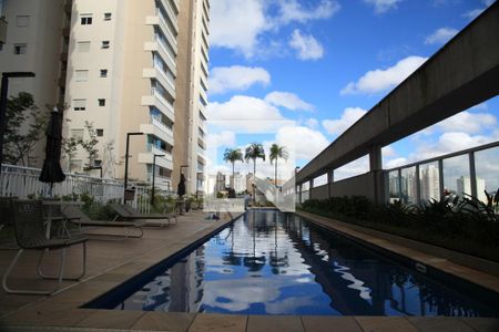 Apartamento para alugar com 77m², 2 quartos e 1 vagaÁrea comum
