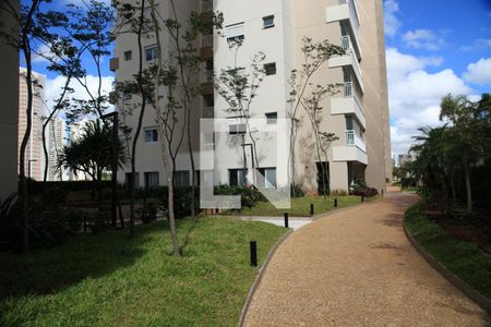 Apartamento para alugar com 77m², 2 quartos e 1 vagaÁrea comum