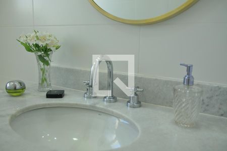 Apartamento para alugar com 77m², 2 quartos e 1 vagaBanheiro Quarto 2