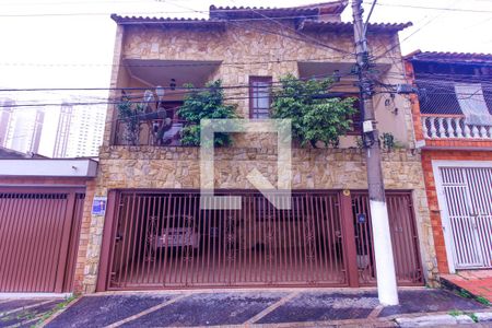 Casa à venda com 370m², 3 quartos e 5 vagasFachada 