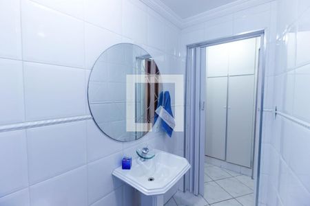 Casa à venda com 370m², 3 quartos e 5 vagasBanheiro Social 