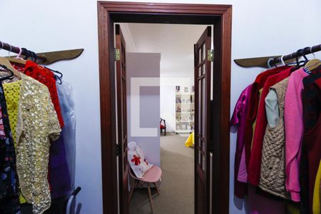 Casa à venda com 370m², 3 quartos e 5 vagasCloset 