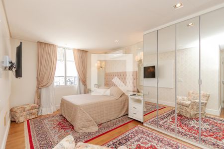 Apartamento à venda com 380m², 4 quartos e 3 vagasSuíte 1