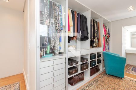 Apartamento à venda com 380m², 4 quartos e 3 vagasCloset da Suíte Master