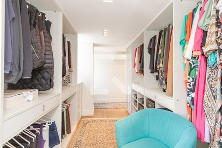 Apartamento à venda com 380m², 4 quartos e 3 vagasCloset da Suíte Master
