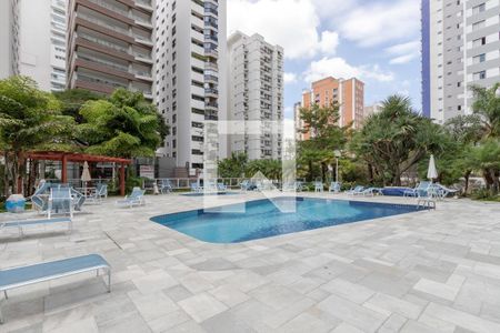 Apartamento à venda com 380m², 4 quartos e 3 vagasPiscina