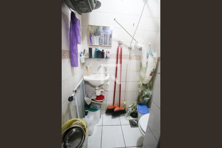 Apartamento à venda com 74m², 2 quartos e 1 vagaBanheiro de Serviço