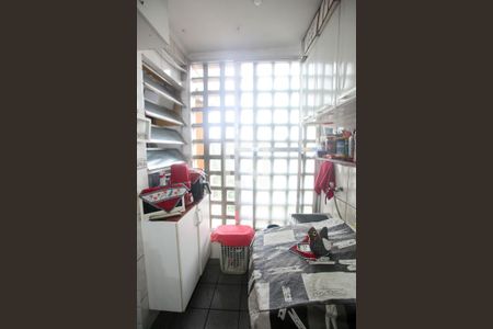 Apartamento à venda com 74m², 2 quartos e 1 vagaÁrea de Serviço