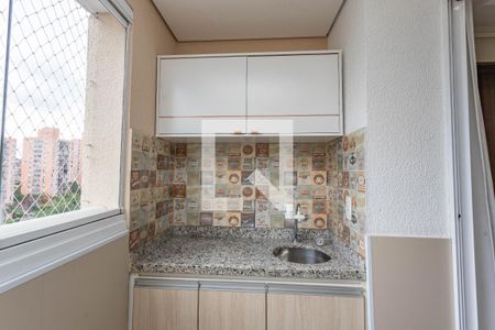 Varanda da sala  de apartamento para alugar com 3 quartos, 59m² em Taboão, Diadema
