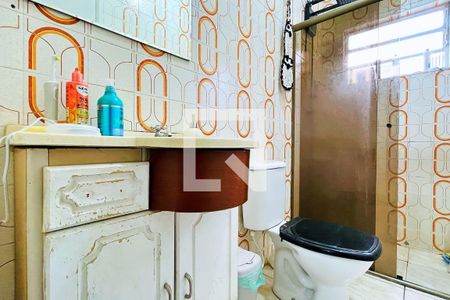 Casa à venda com 82m², 2 quartos e 2 vagasBanheiro