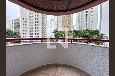 Sacada de casa de condomínio para alugar com 1 quarto, 52m² em Brooklin Paulista, São Paulo