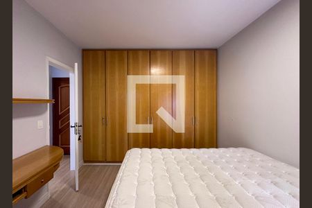 Casa de condomínio para alugar com 52m², 1 quarto e 1 vagaSuíte