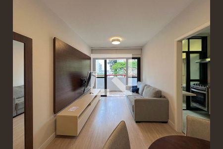 Sala de casa de condomínio para alugar com 1 quarto, 52m² em Brooklin Paulista, São Paulo