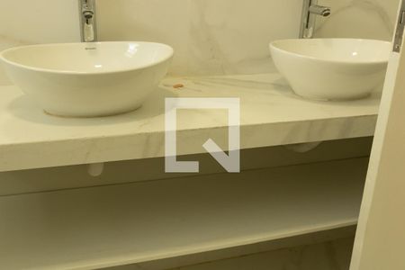 Apartamento para alugar com 95m², 4 quartos e sem vagaBanheiro Social