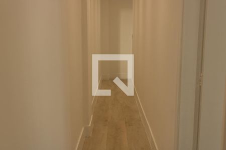 Apartamento para alugar com 95m², 4 quartos e sem vagaCorredor