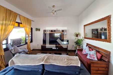 Sala de casa à venda com 4 quartos, 200m² em Itaipu, Niterói