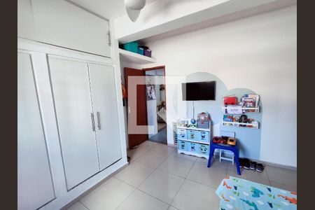 Casa à venda com 212m², 2 quartos e 2 vagas Casa à venda com 212m², 2 quartos e 2 vagasSuíte 2