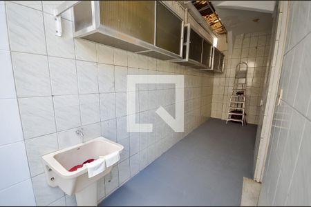 Apartamento à venda com 70m², 2 quartos e sem vaga Apartamento à venda com 70m², 2 quartos e sem vagaÁrea de Serviço