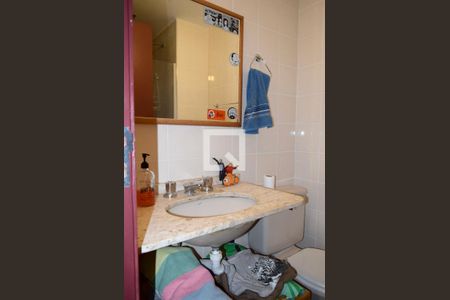 Banheiro Social de apartamento à venda com 1 quarto, 63m² em Pinheiros, São Paulo