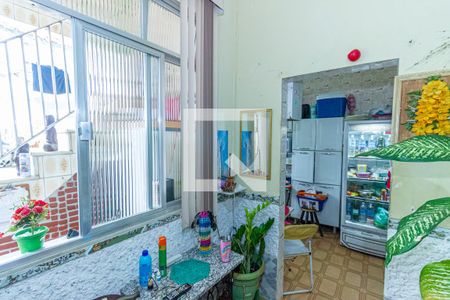 Sala 1 de casa à venda com 2 quartos, 120m² em Irajá, Rio de Janeiro