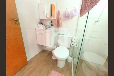 Banheiro Quarto 1 de casa de condomínio para alugar com 2 quartos, 72m² em Vila Albertina, São Paulo