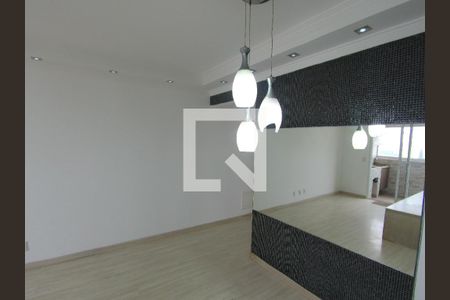 Sala de apartamento para alugar com 3 quartos, 72m² em Gopouva, Guarulhos
